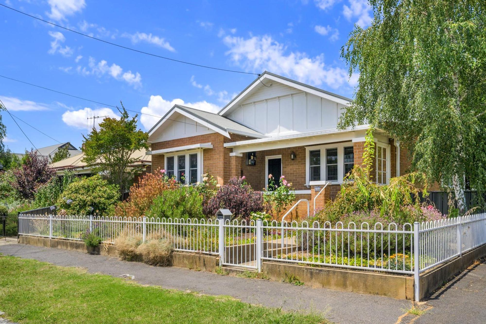 Bluestone - Character & Class Holiday home